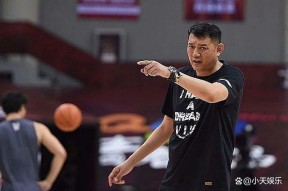 AYX中国-国际比赛日亚特兰大备战CBA季后赛，主帅复盘细节曝光，管理层满意，年轻球员得到机会的简单介绍